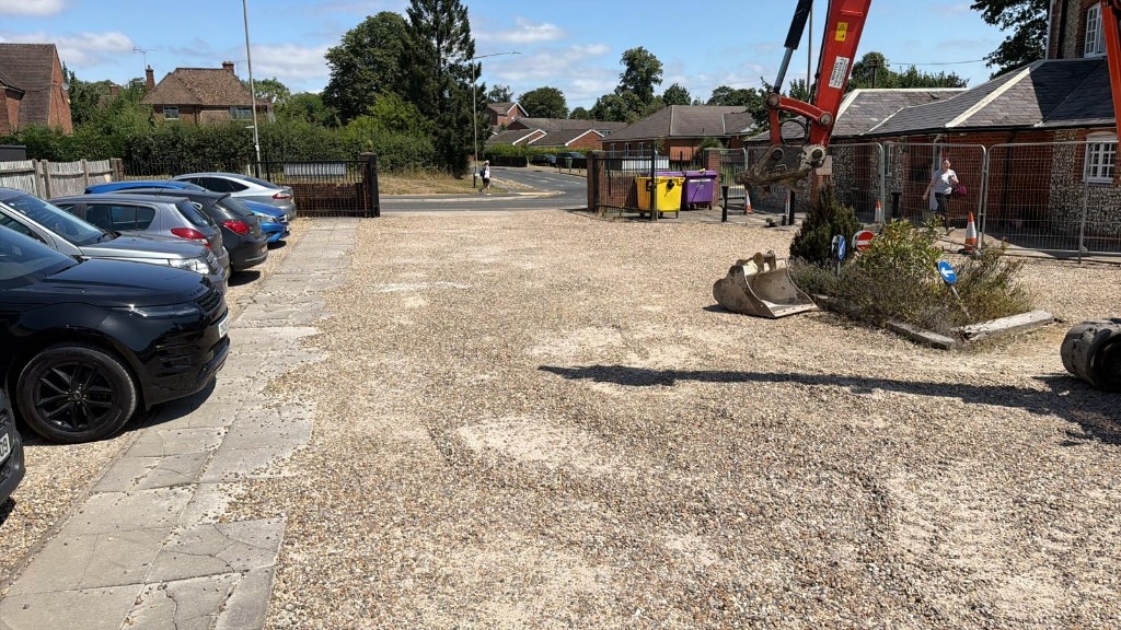 Acrewood Nursery, Amersham — Old out — photo 2