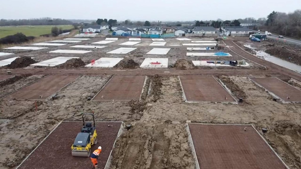 150 Pads — Pevensey Bay, Pevensey Bay, Eastbourne — The start — photo 4